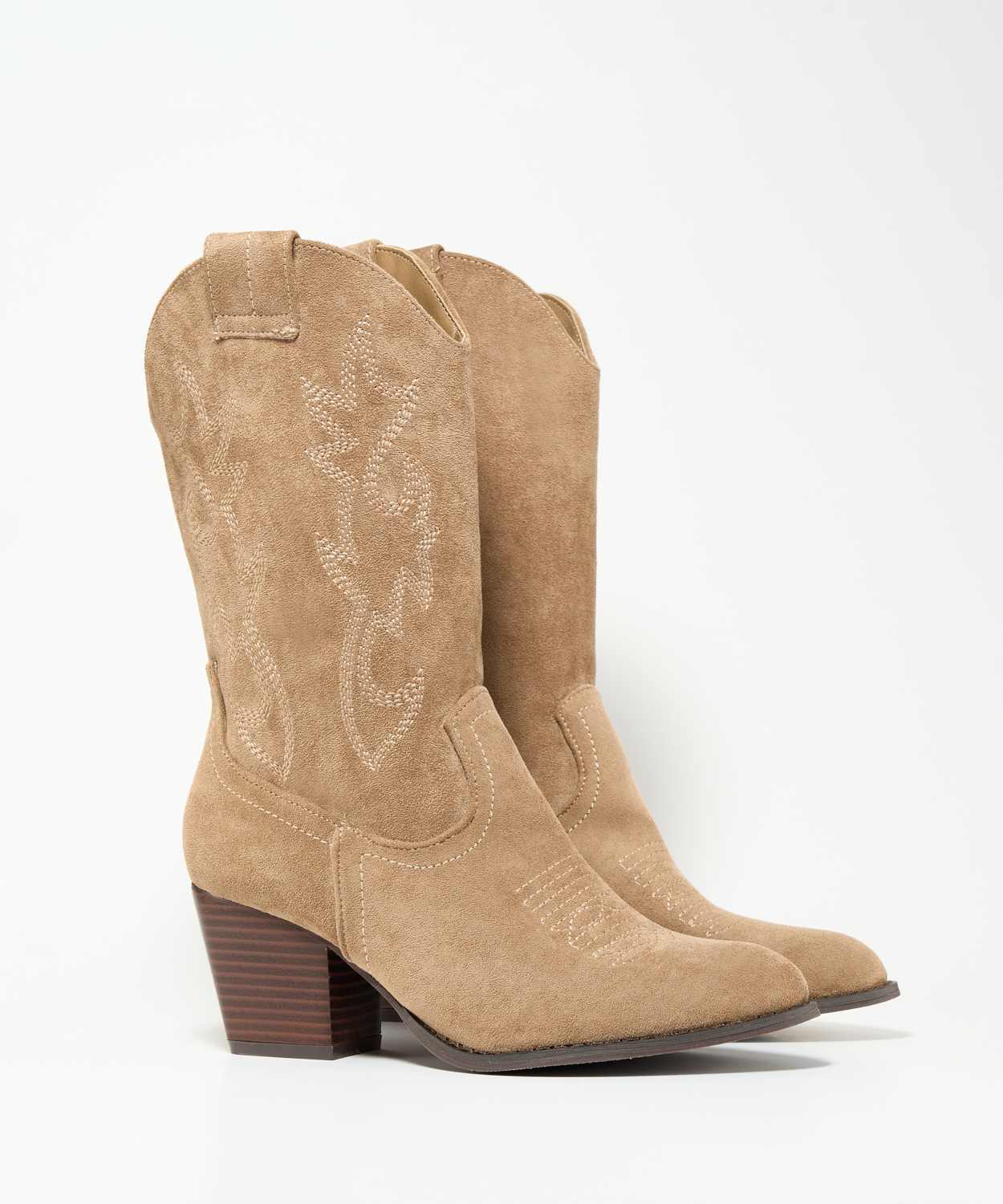 Botas cowboy tacón  image number null
